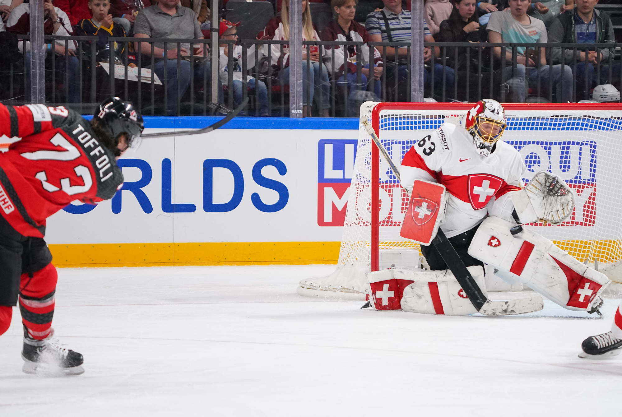 Canada vs Switzerland: A Comparative Analysis