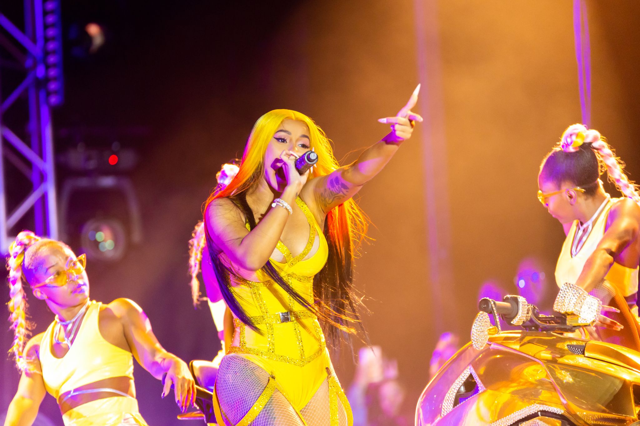 Cardi B’s Exciting Tour: What Fans Can Expect in 2023