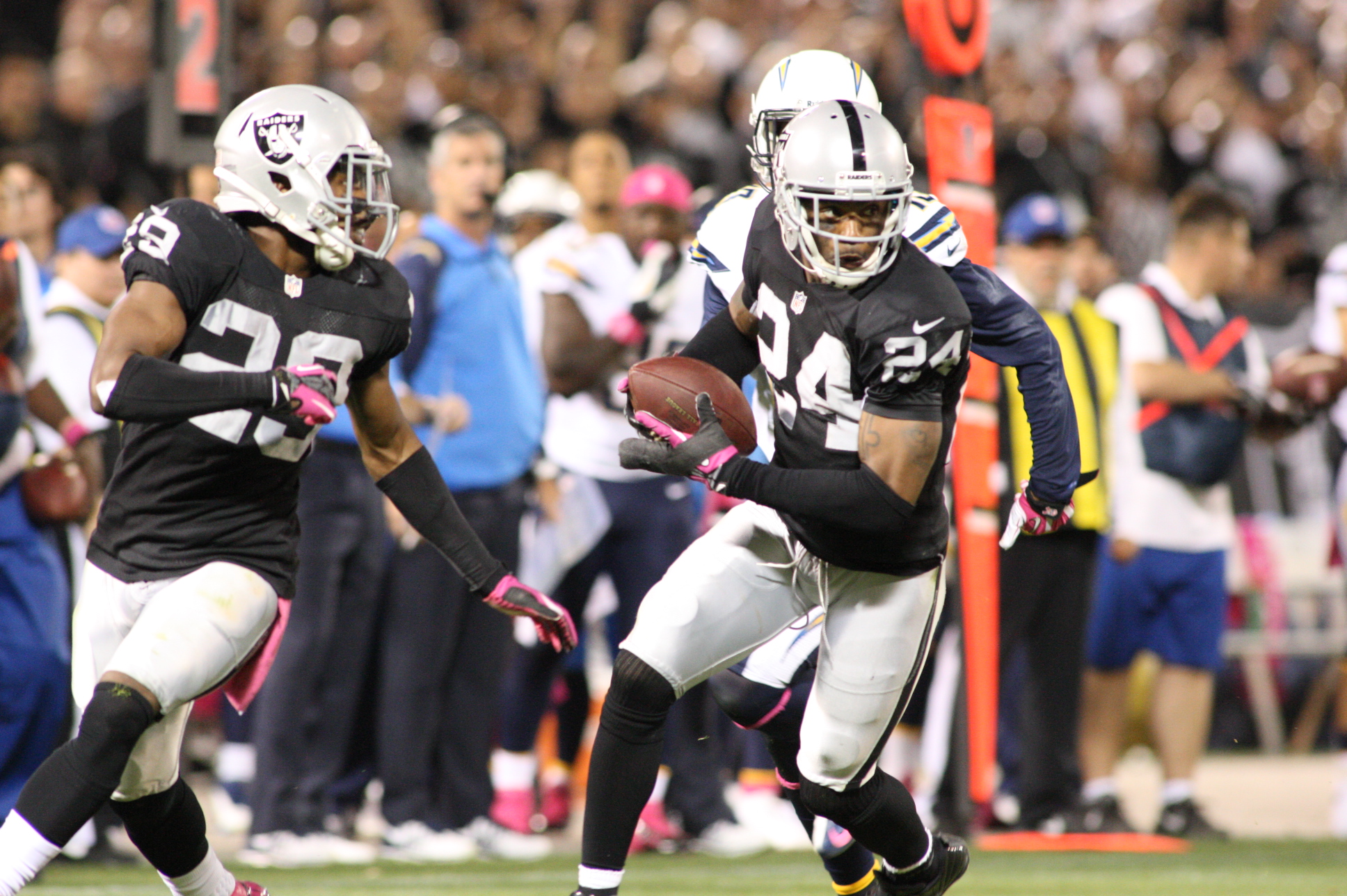 Charles Woodson: A Journey Through NFL Greatness