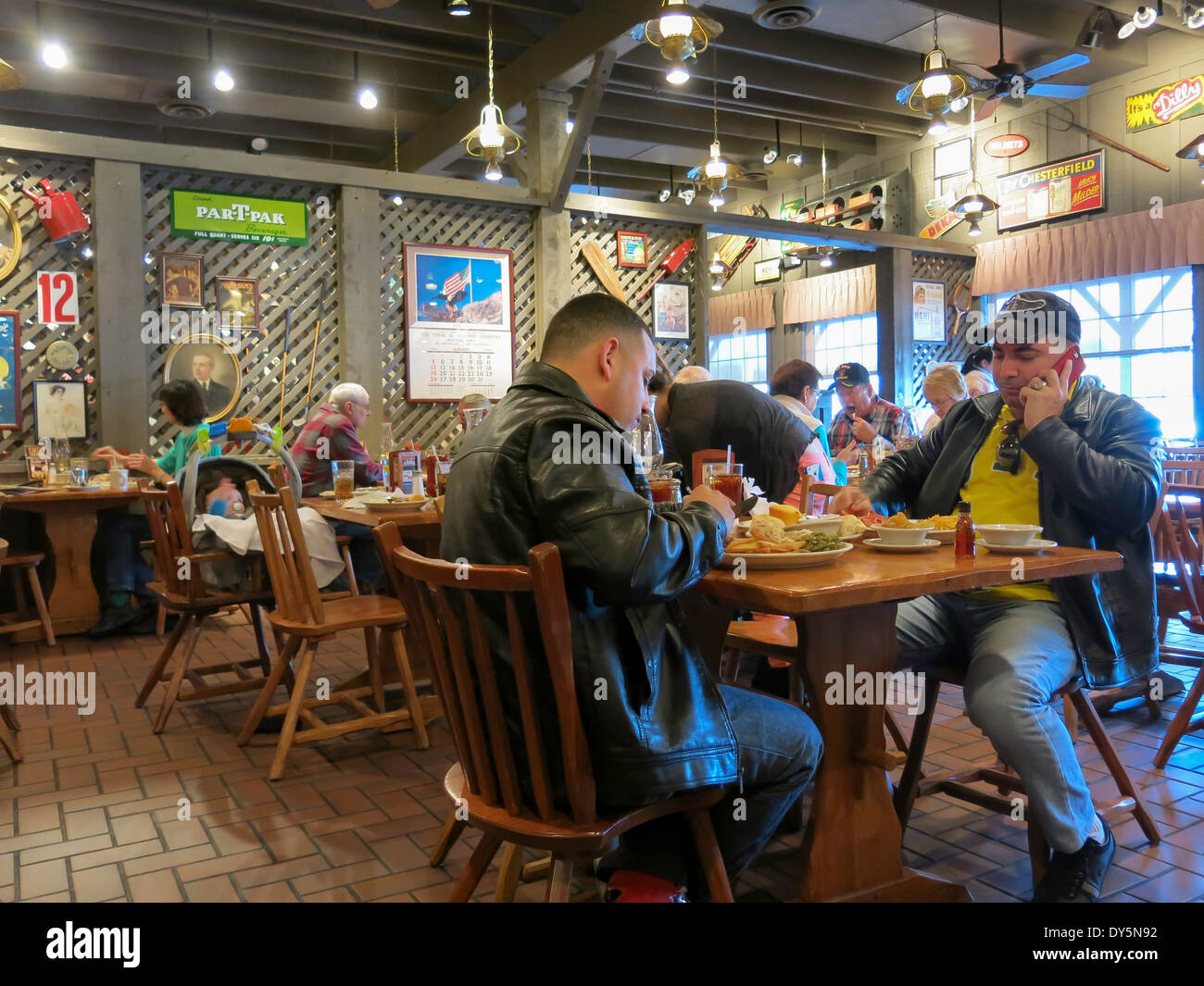 Cracker Barrel Implements New Dining Rule Amid Customer Feedback