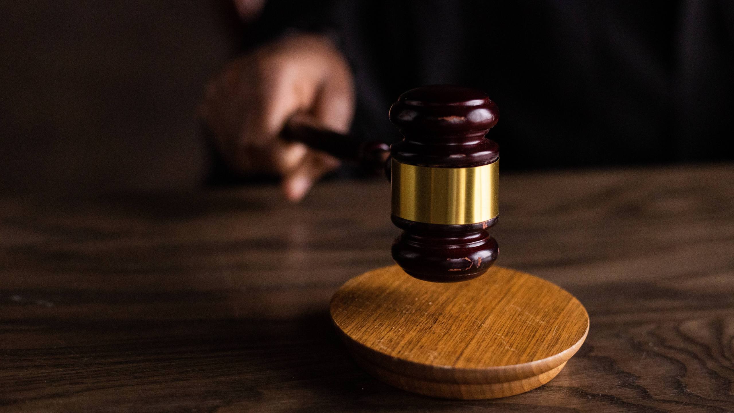 The Crucial Role of a Criminal Defense Lawyer in Legal Proceedings