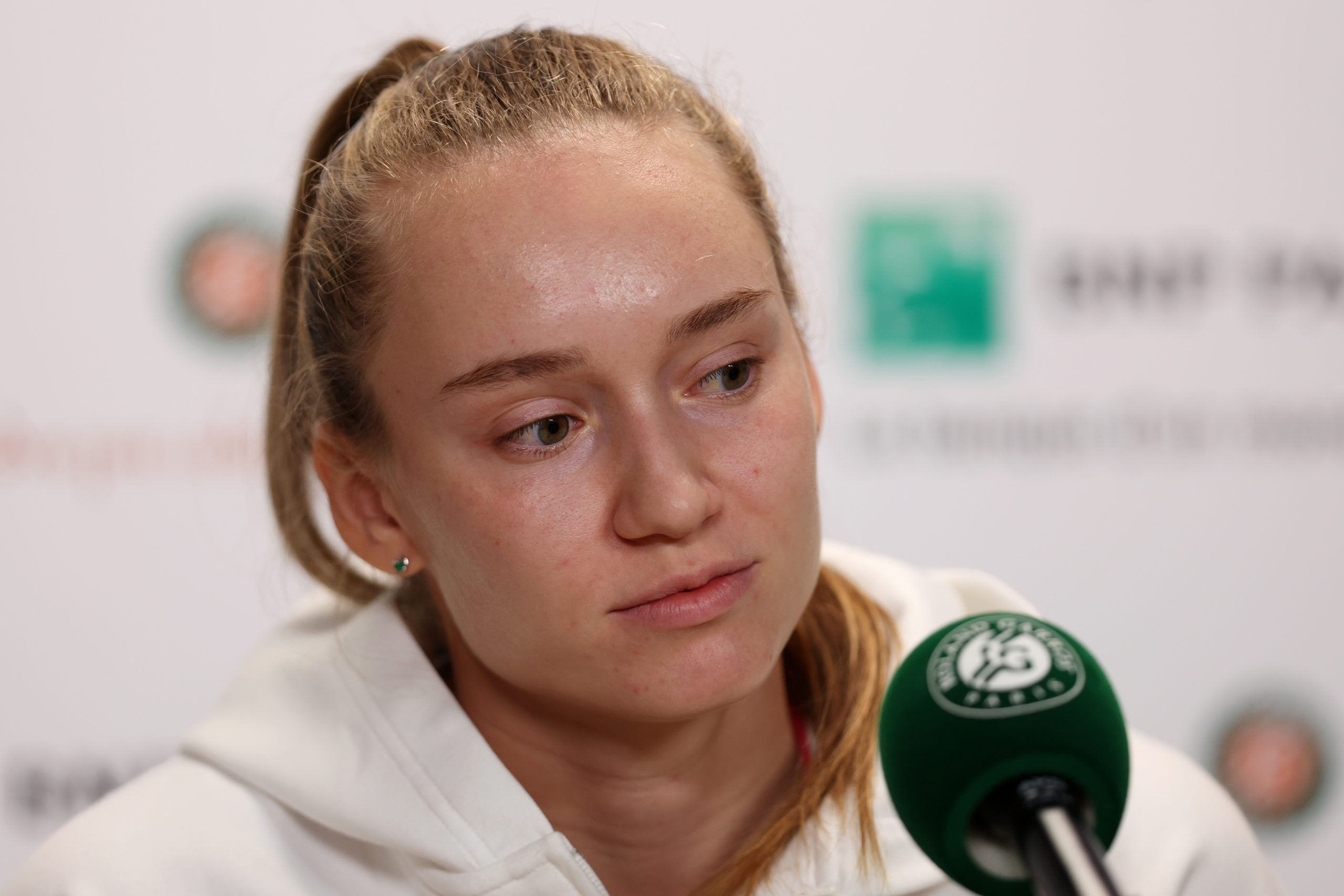 Elena Rybakina: A New Force in Women’s Tennis