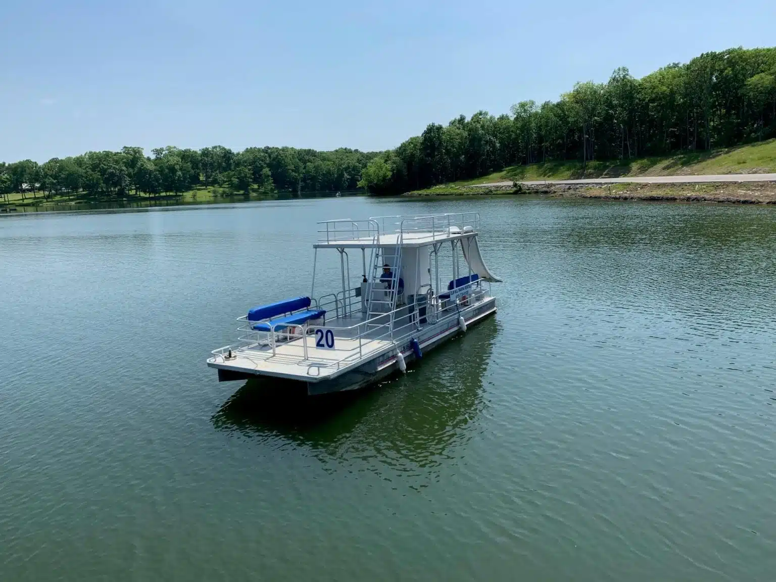 Exploring Elm Hill Marina: A Premier Boating Destination