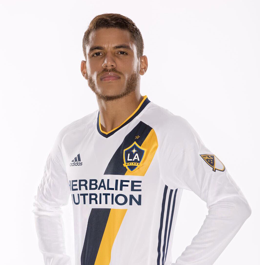 The Rise of Jonathan Dos Santos in Soccer