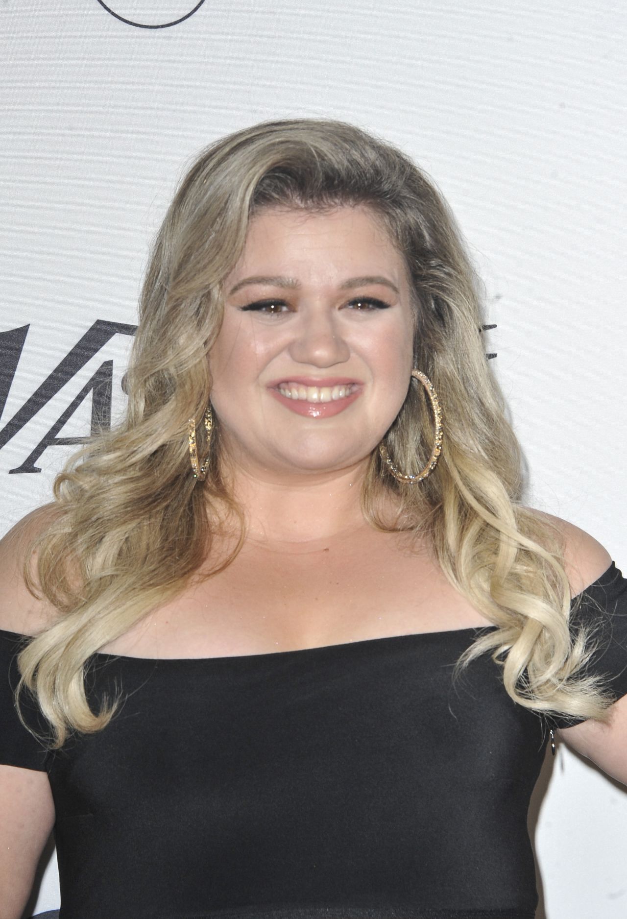 The Rise and Impact of Kelly Clarkson