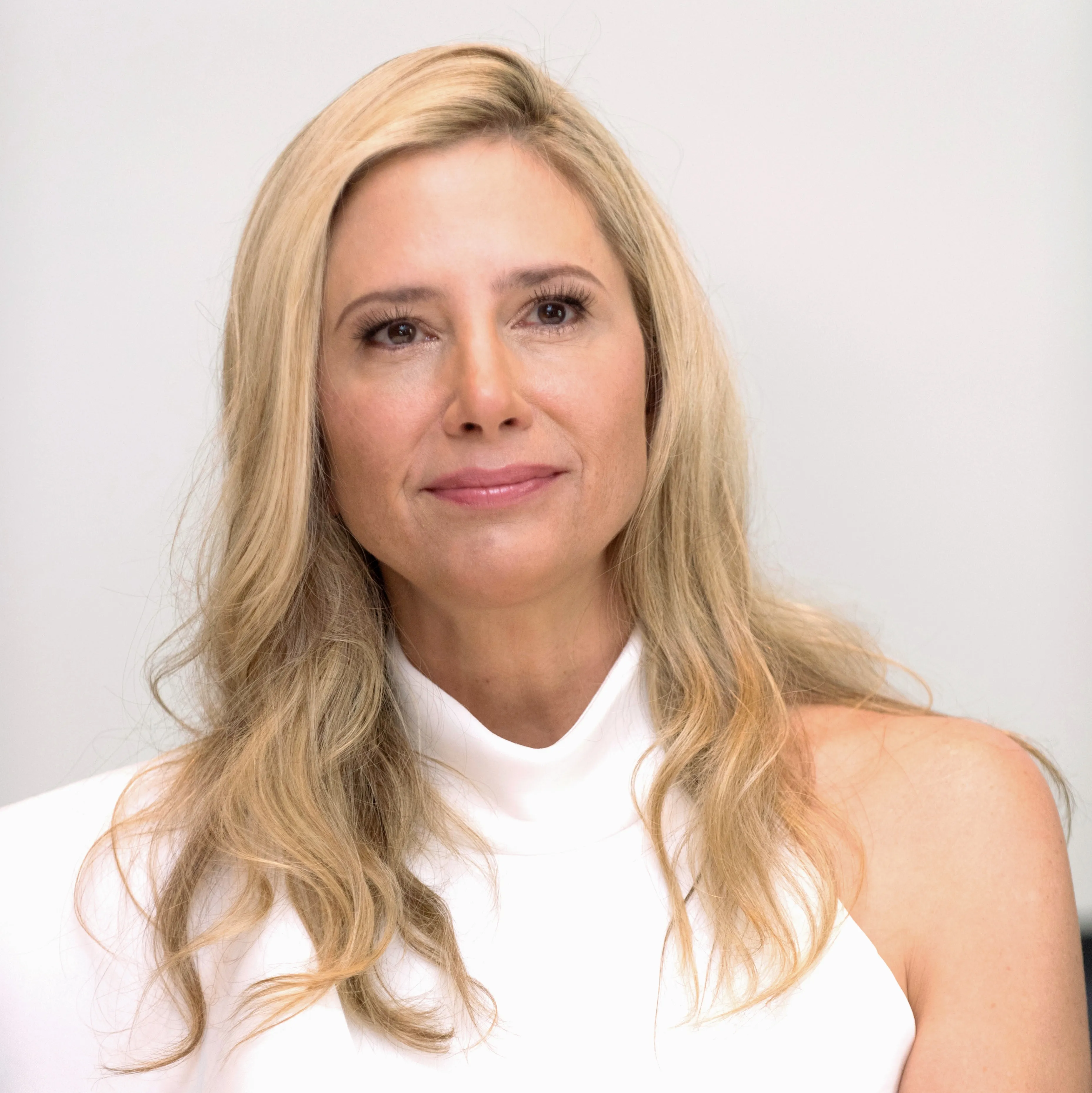 Mira Sorvino: Celebrating a Versatile Actress and Advocate
