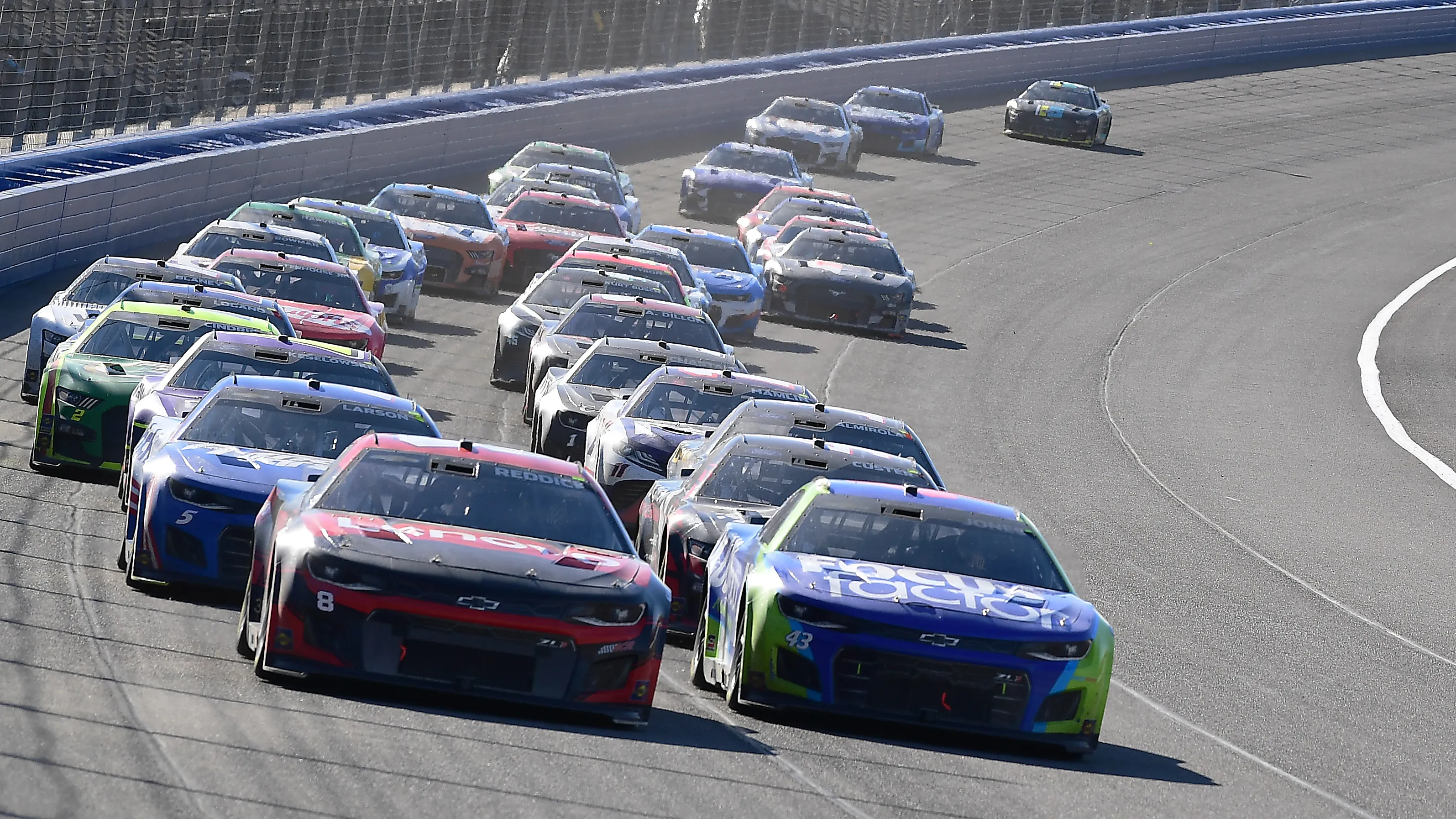 Understanding NASCAR Duels: Key Qualifying Races Explained