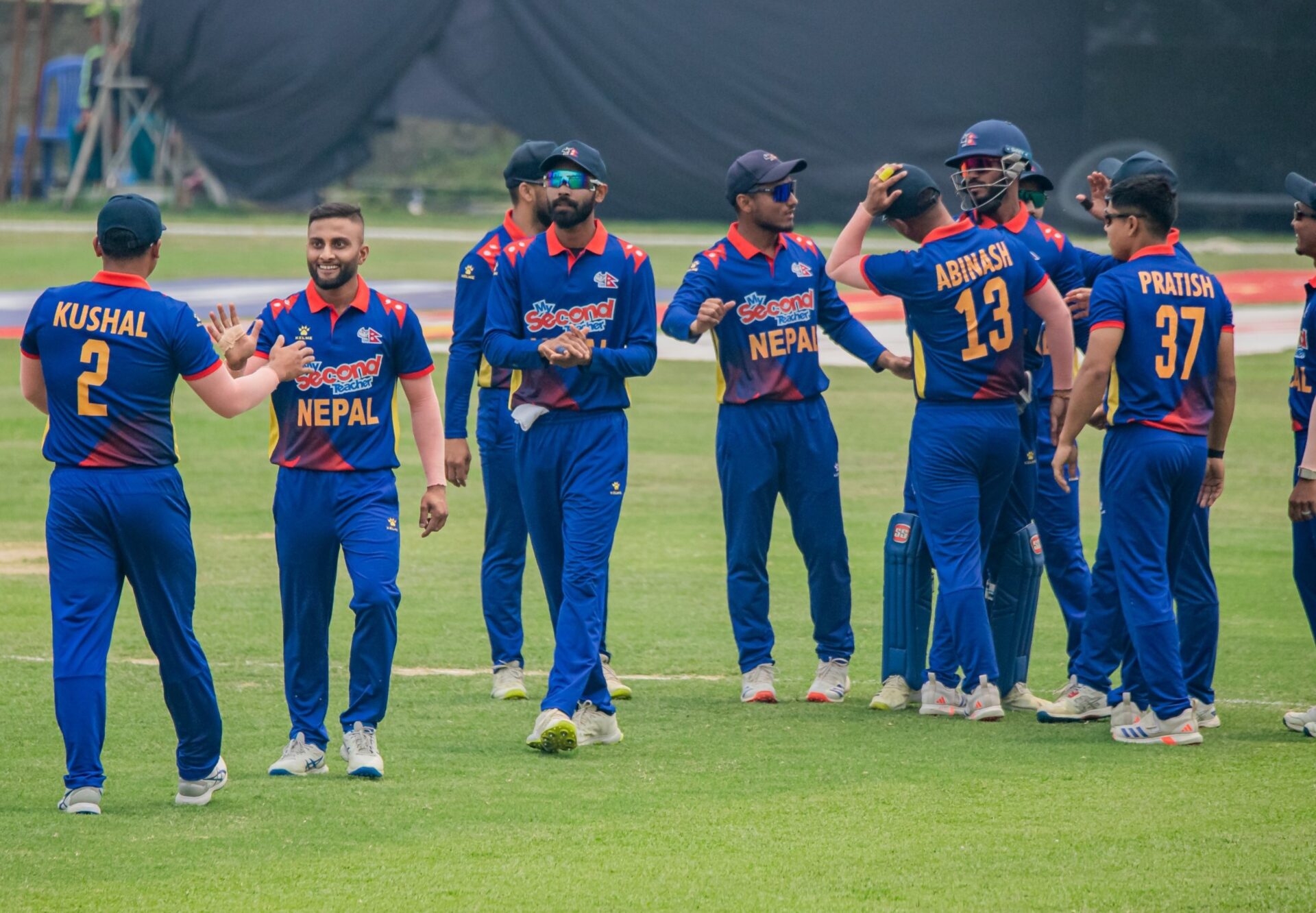 Nepal vs Canada: A Comparative Overview