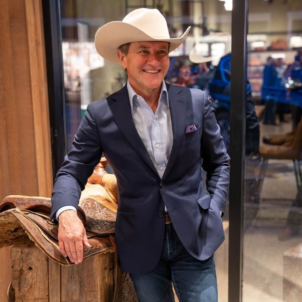The Rise and Influence of Robert Herjavec in Business