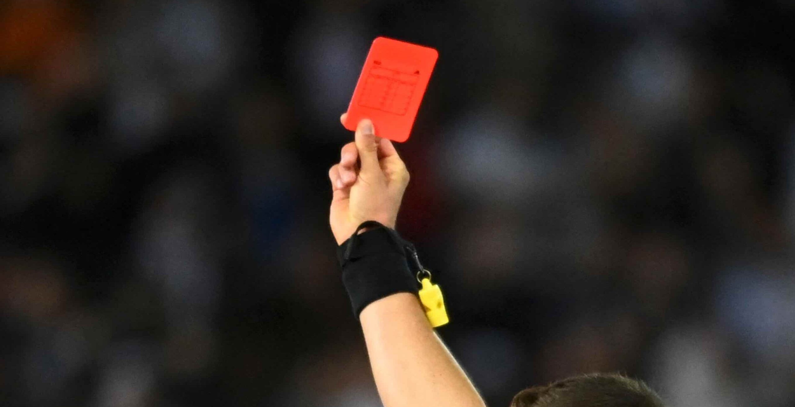 La Tarjeta Roja: Su Impacto en el Fútbol Moderno