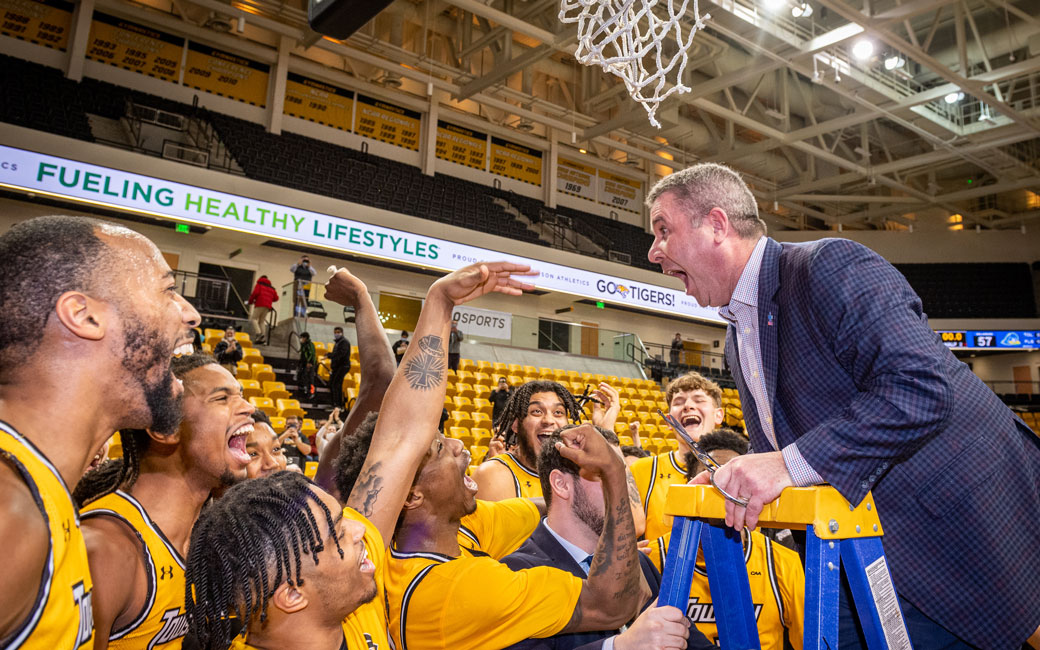 Towson Basketball: The Journey of a Rising Program