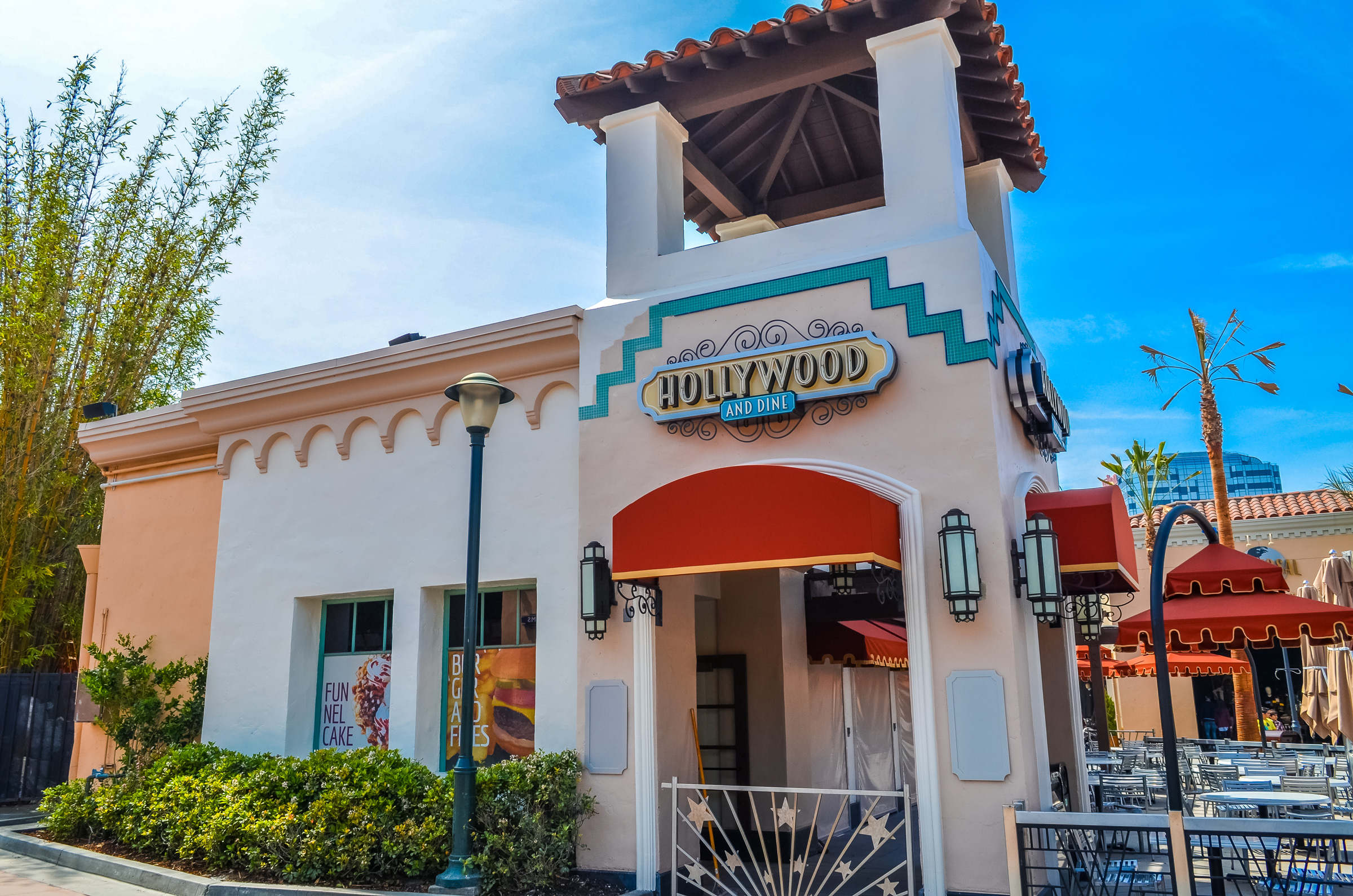 Explore the Exciting World of Universal Studios Hollywood