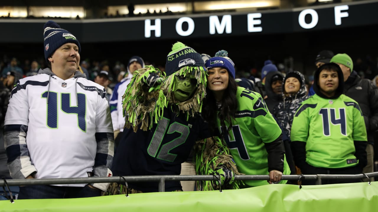 Understanding the 12s: The Seattle Seahawks Fan Base